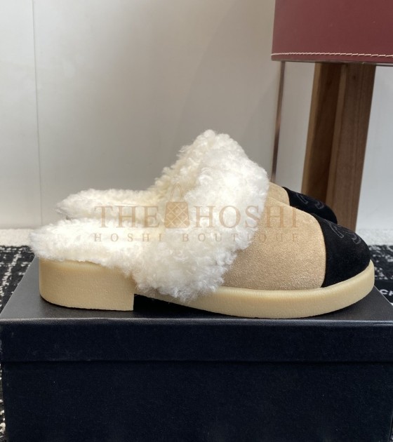 Ch**el Shearling Logo Slides Wool Platform