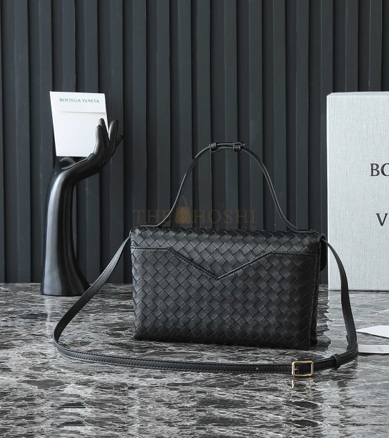 B0tt*ga Ven*ta BV Knot Clutch Intrecciato Leather Shoulder Bag Size 25*505*16CM