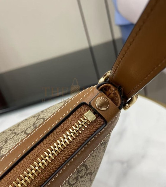 Gvc*1 GG Emblem Fall Collection Beige Ebony GG Canvas Shoulder Bag 30×19×11cm Master Quality