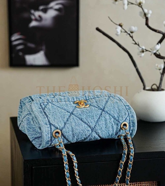 Ch**el Classic Flap Bag Maxi Denim Blue Size 35*10*24CM AS5734