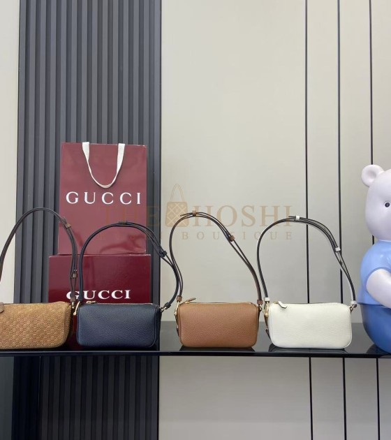 Gvc*1 Half Horsebit Shoulder Bag Brown GG Embossed Suede Brown  31.5×17×12cm