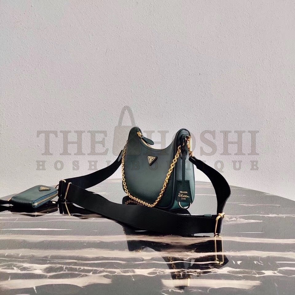 Pra*a Re-Edition 2005 Shoulder Bag In Green Saffiano Leather Master Quality