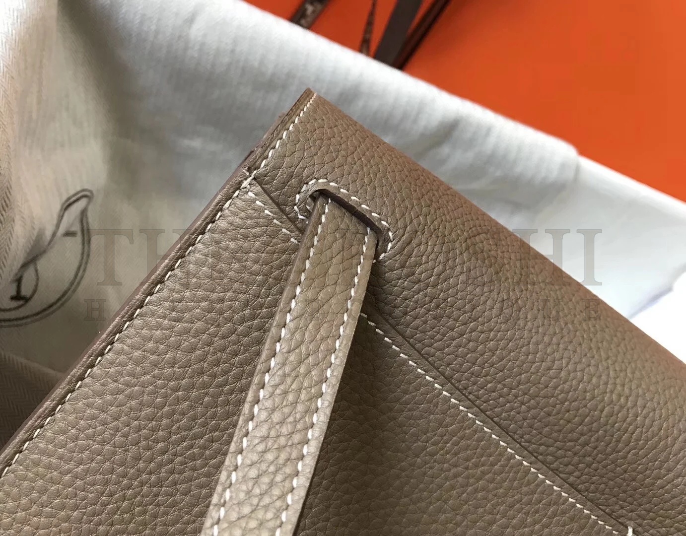 H**me5 Halzan 31cm Bag In Taupe Clemence Leather Master Quality