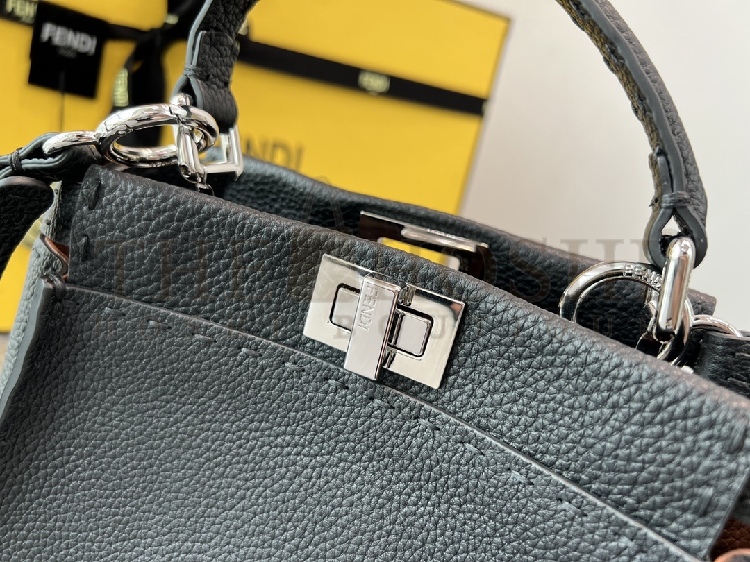 F**di PEEKABOO bag size:23*11*18cm Master Quality