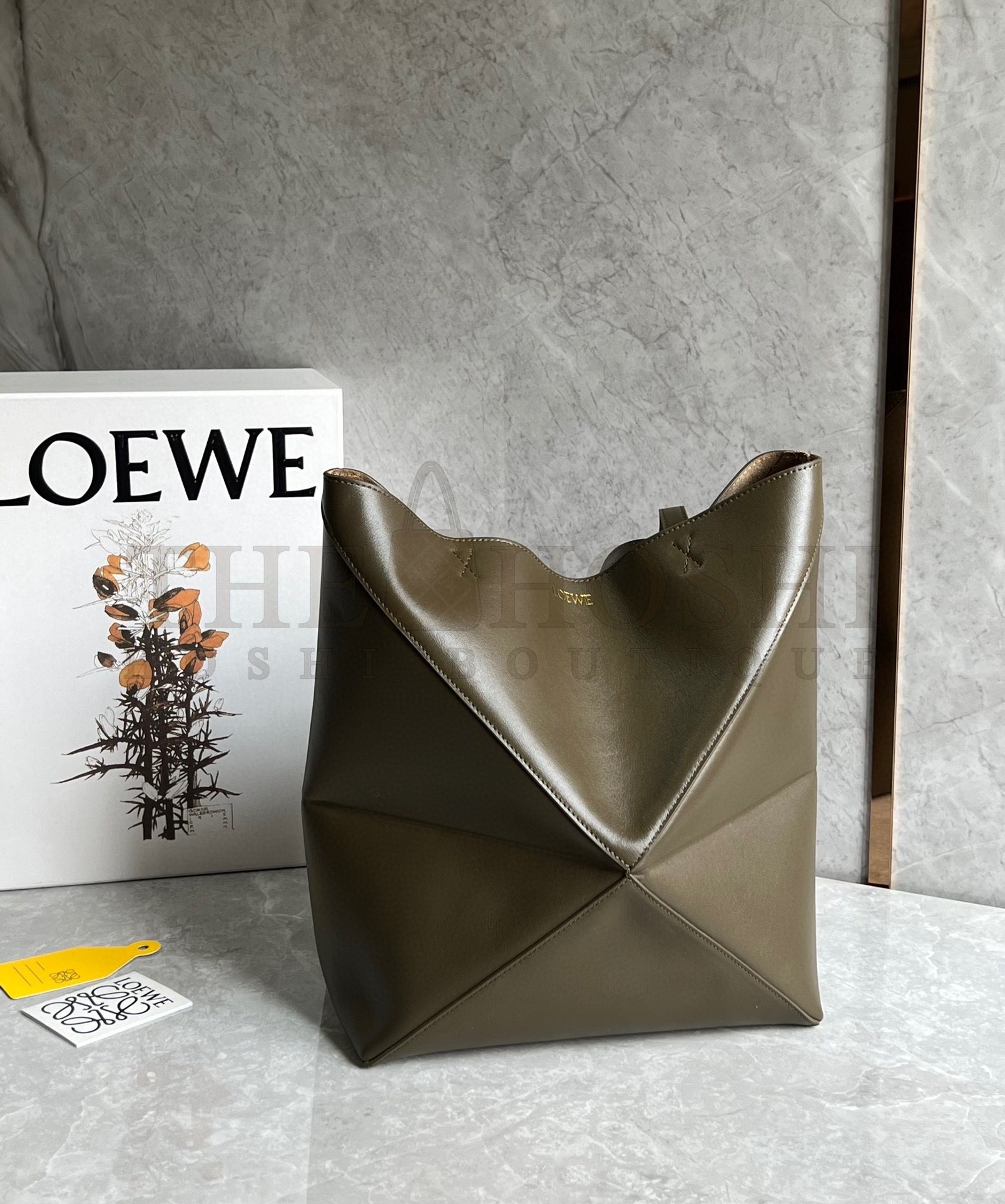 L0ew* Medium Puzzle Fold Tote Bag in Dark Green Calfskin Master Quality