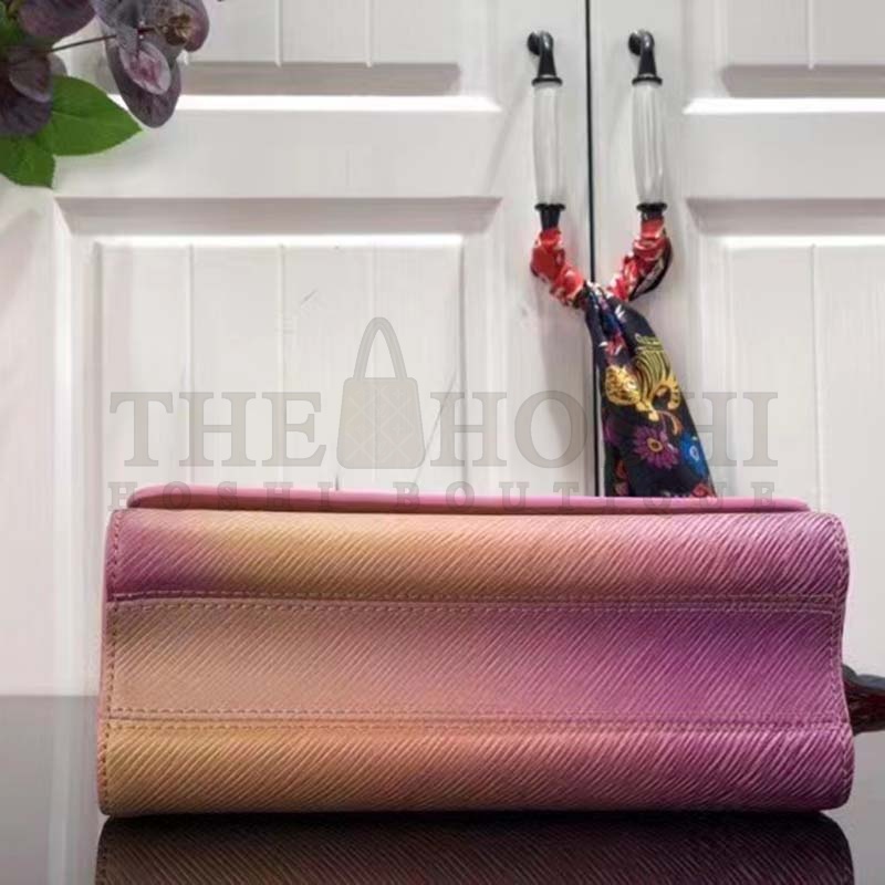 L0vis Vvtt0n LV Women Twist MM Handbag Pink Epi Grained Cowhide Leather Master Quality