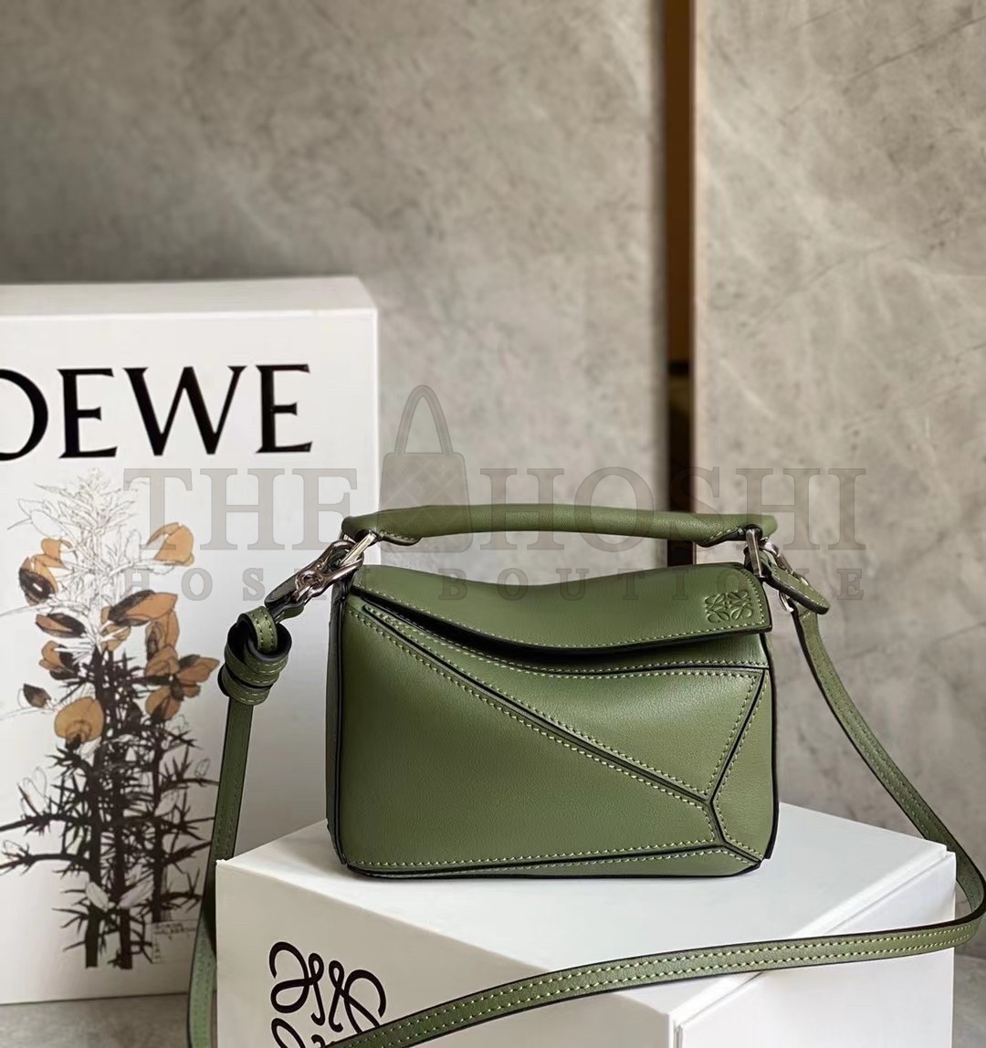 L0ew* Puzzle Mini Bag In Avocado Green Calfskin Master Quality