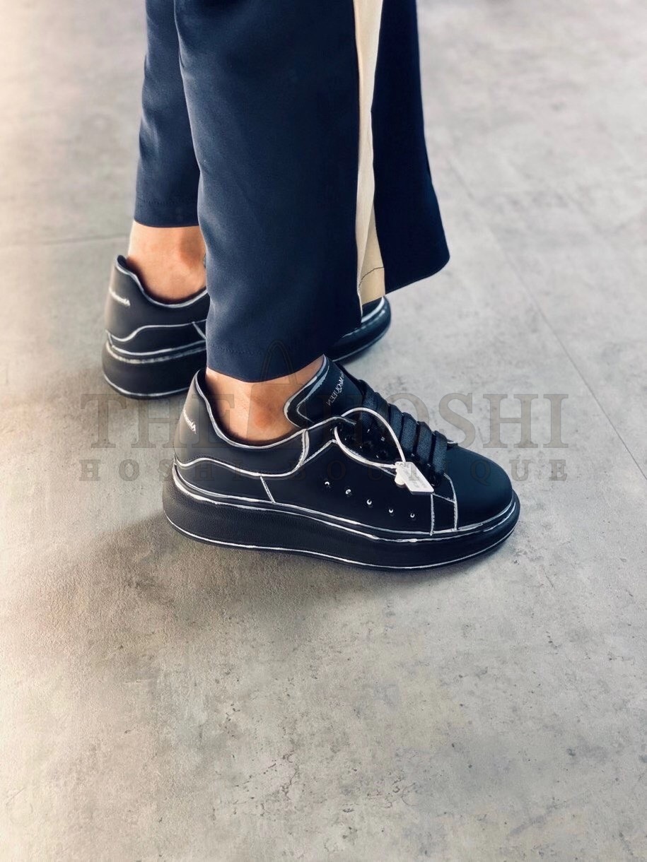 A1exa*der Mcqv*en Men