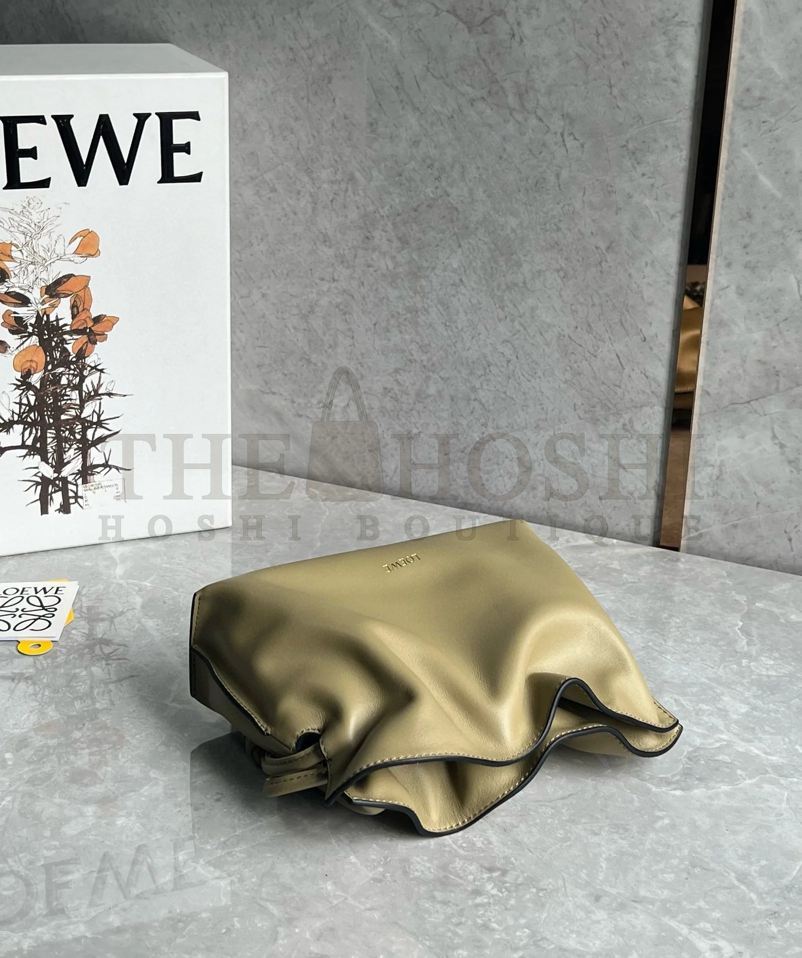 L0ew* Mini Flamenco Clutch Bag in Clay Green Nappa Calfskin Master Quality