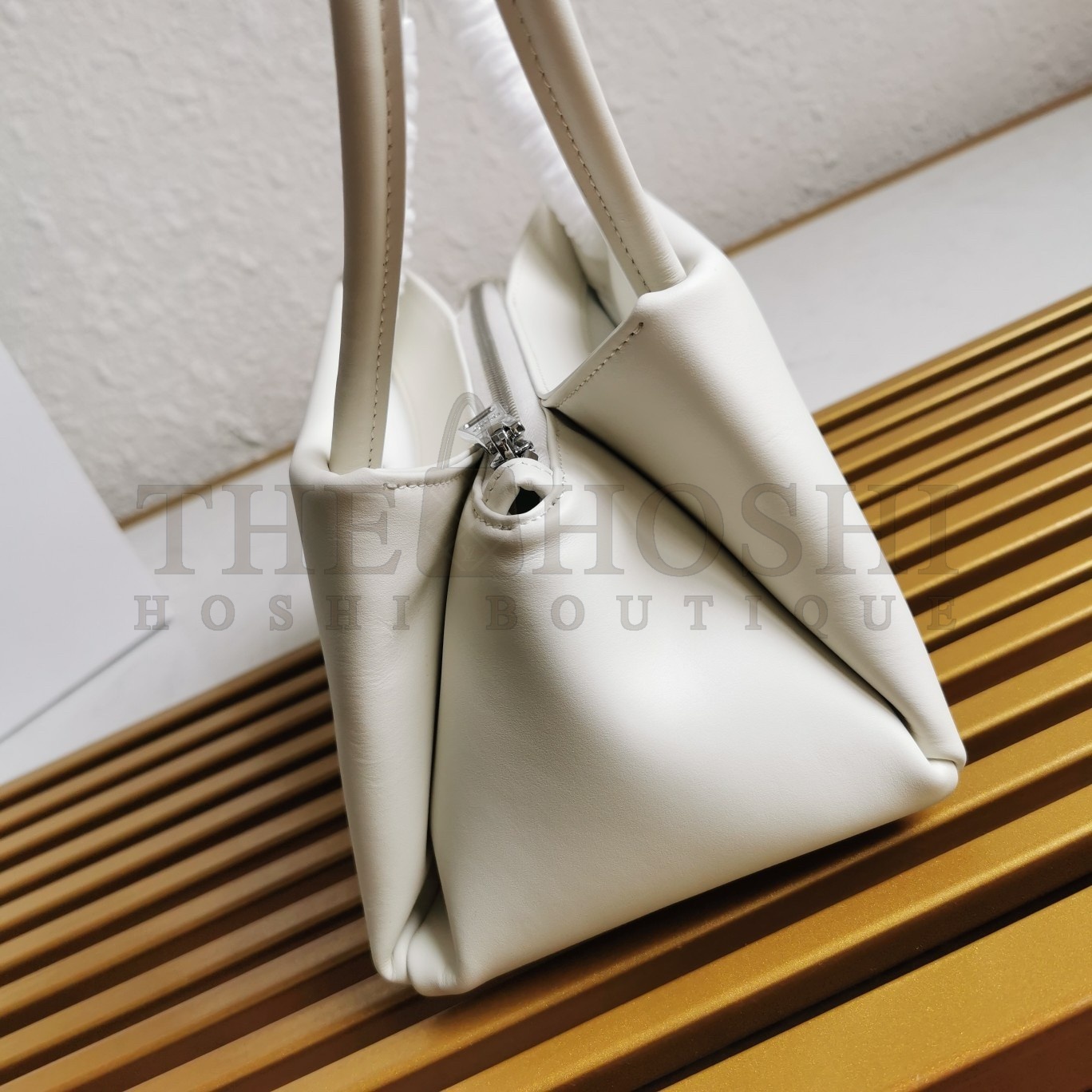 Pra*a S*pernova Small Shoulder Bag In White Leather Master Quality