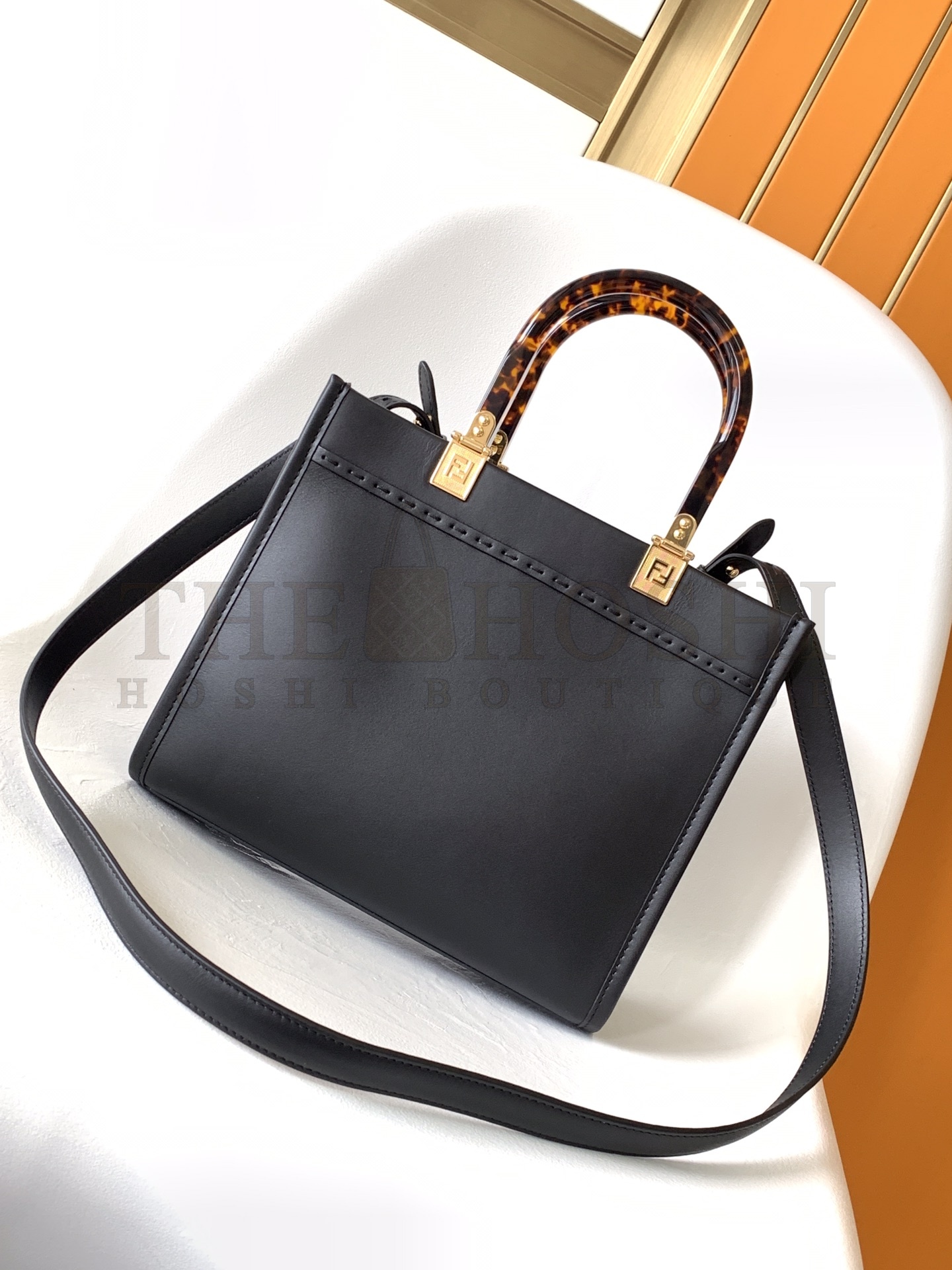 F**di Sunshine Small bag size：25.5*22.5*12cm Master Quality