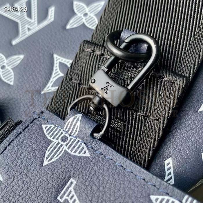 L0vis Vvtt0n LV Women Gaston Wearable Wallet Blue Monogram Shadow Calfskin Leather M83384 Master Quality