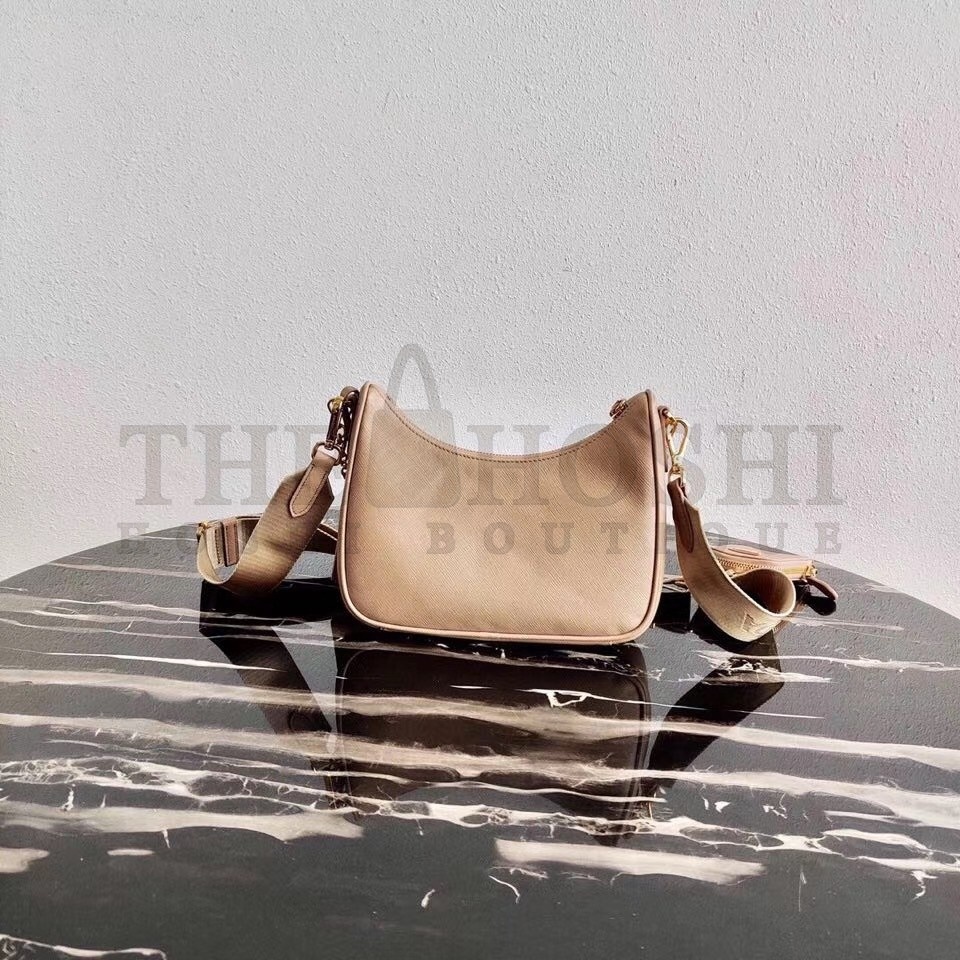 Pra*a Re-Edition 2005 Shoulder Bag In Beige Saffiano Leather Master Quality