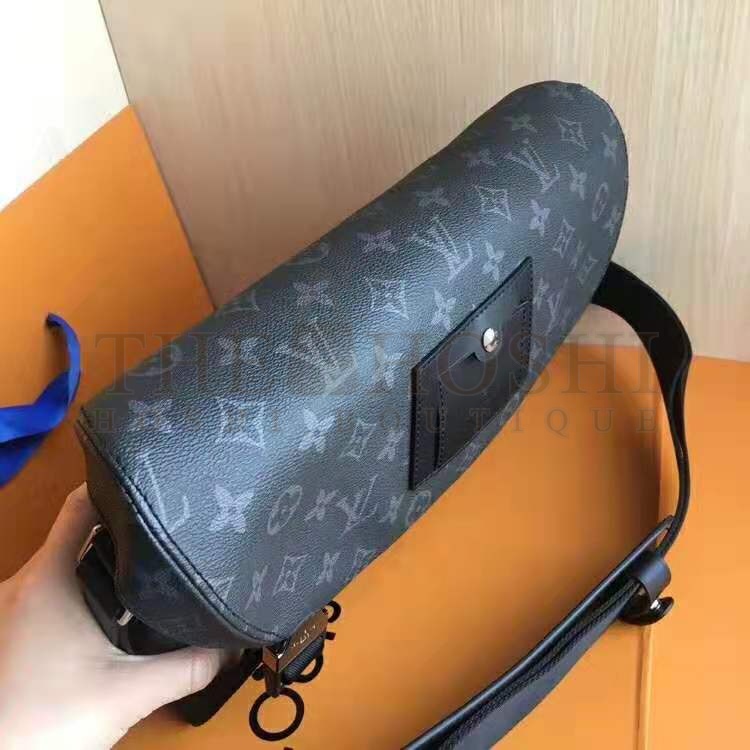 L0vis Vvtt0n LV Men Messenger PM Voyager Bag in Monogram Eclipse Canvas-Black Master Quality