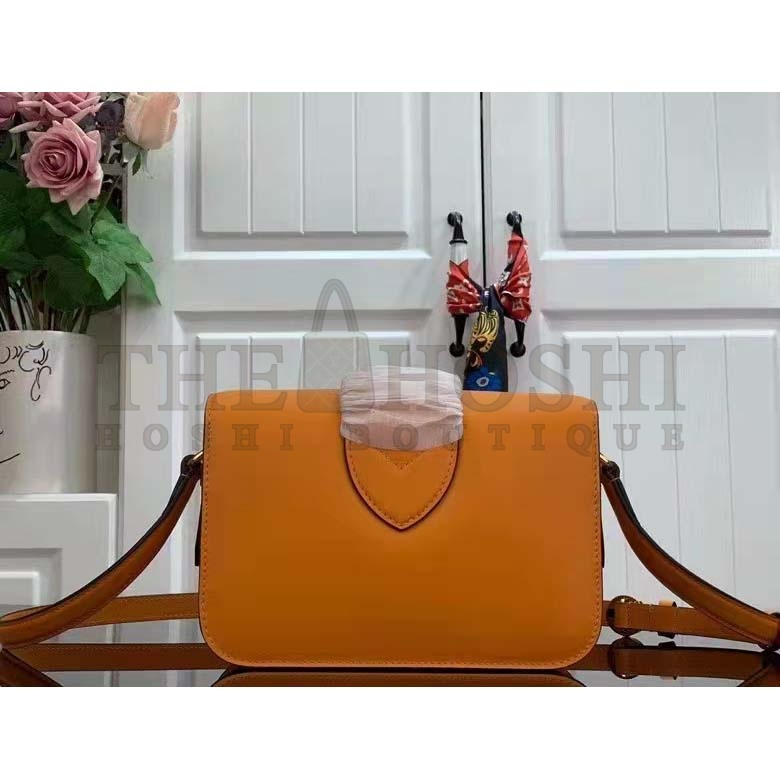L0vis Vvtt0n LV Women Pont 9 Soft PM Handbag Yellow Grained Calfskin Cowhide Master Quality
