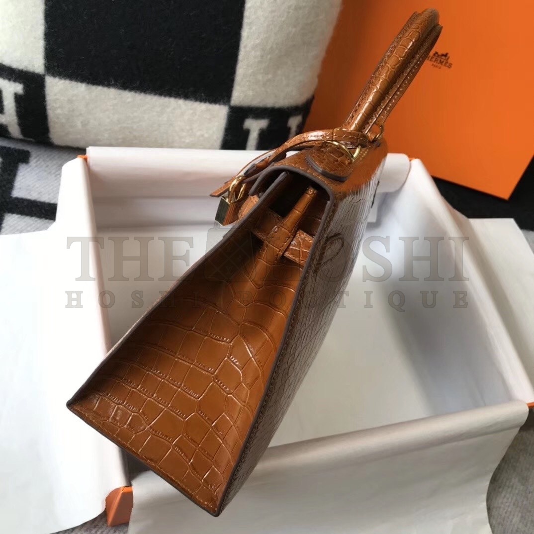 H**me5 Kelly 28cm Bag In Brown Embossed Crocodile GHW Master Quality