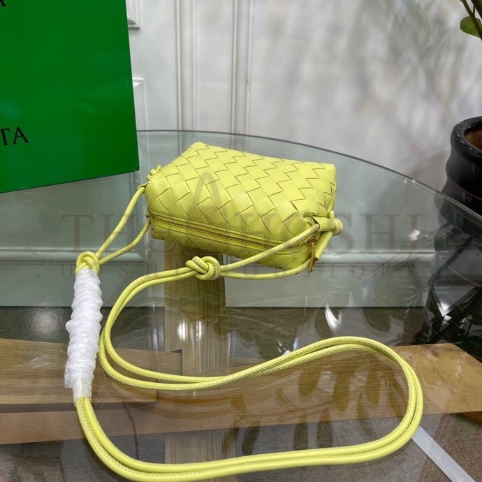 B0tt*ga Ven*ta Loop Mini Bag In Kiwi Intrecciato Lambskin Master Quality