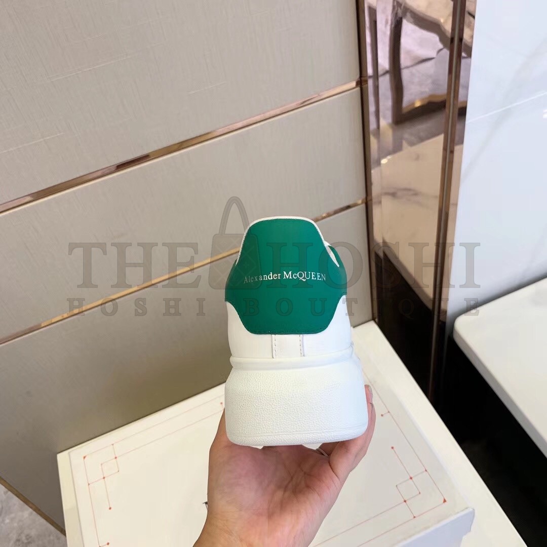 A1exa*der Mcqv*en Women