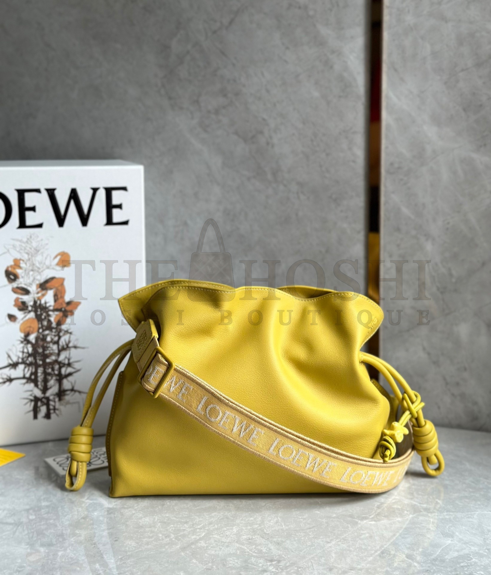 L0ew* Flamenco Clutch Bag In Pale Yellow Leather Master Quality