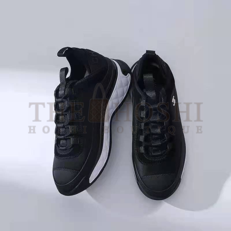Ch**el Women Sneakers in Velvet Calfskin &amp; Mixed Fibers 1 cm Heel-Black Master Quality