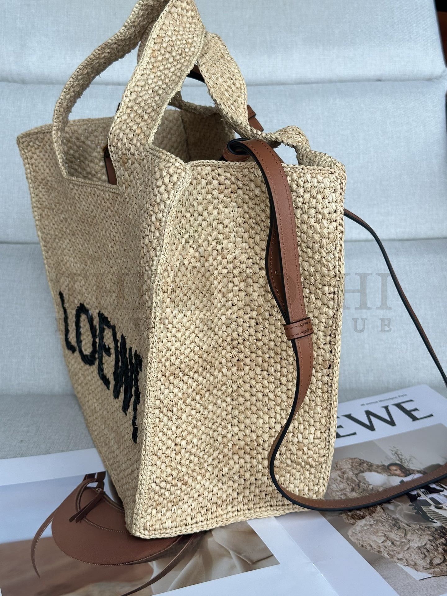 L0ew* Small L0ew* Font Tote in Natural Raffia Master Quality