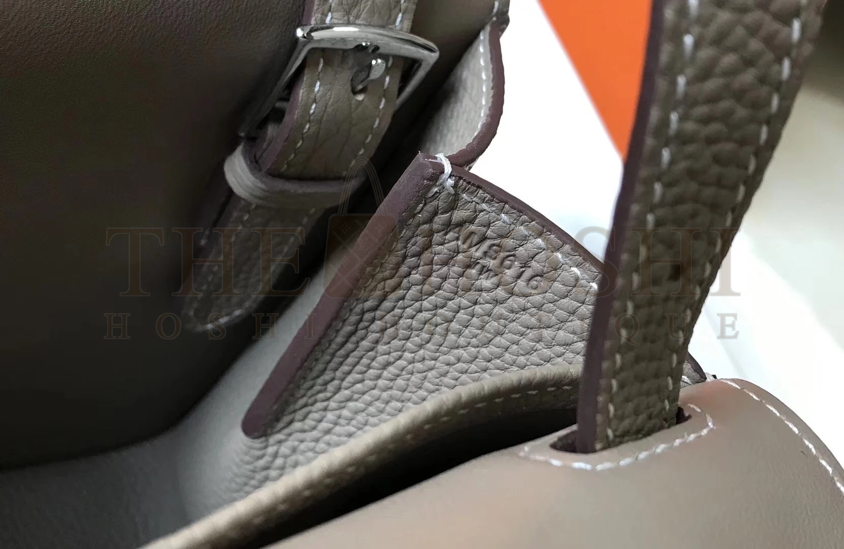 H**me5 Halzan 31cm Bag In Tourterelle Clemence Leather Master Quality