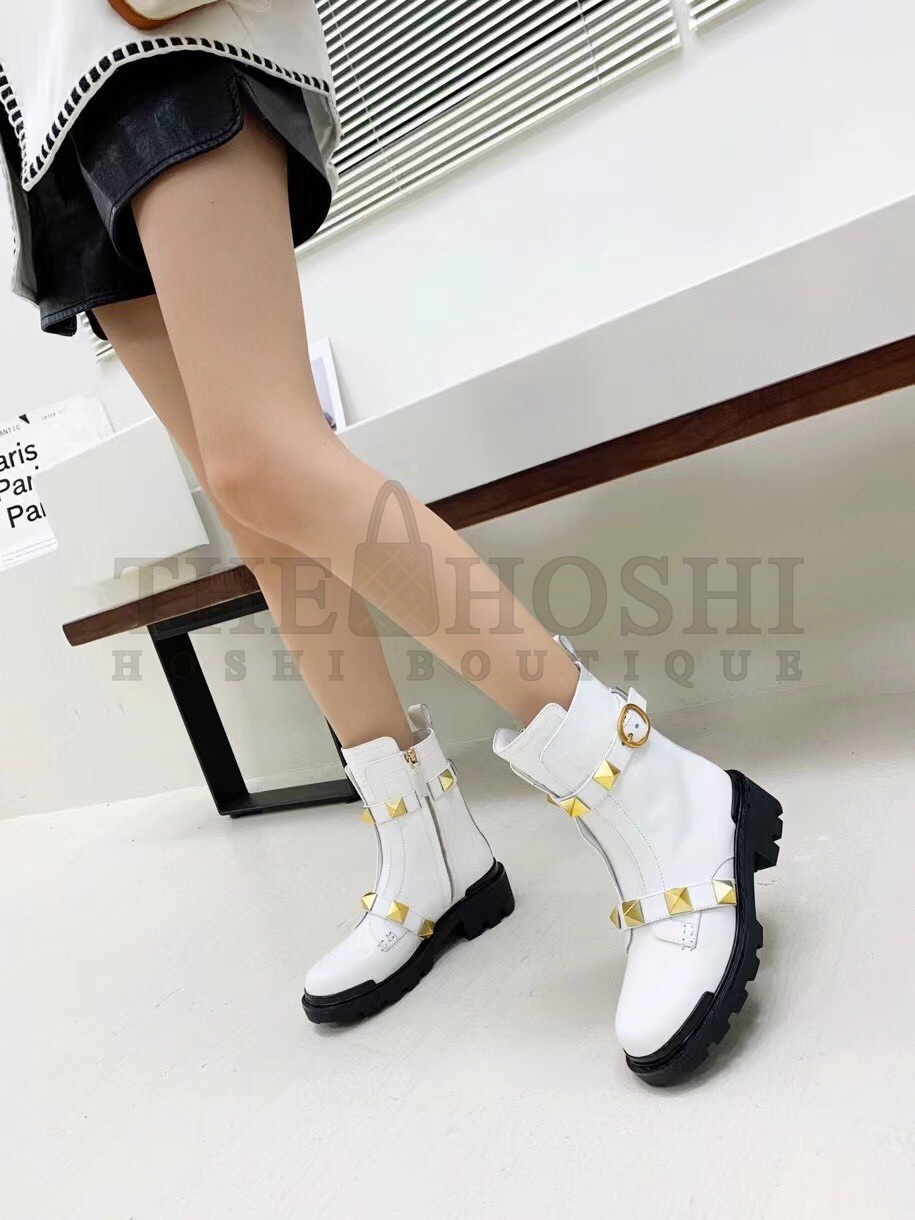 Va1e*ntin0 Roman Stud Combat Boots In White Calfskin Master Quality