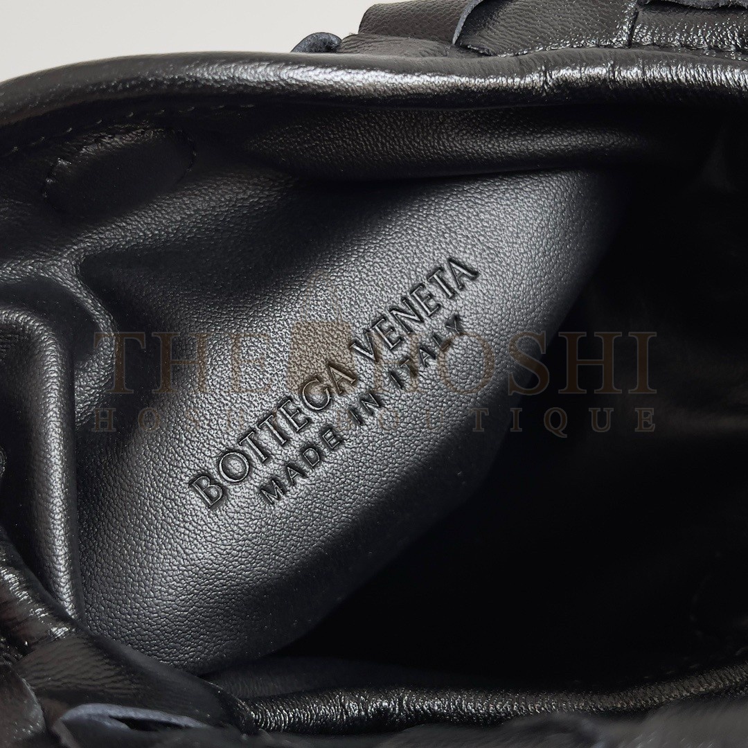B0tt*ga Ven*ta Mini Hop Bag in Black Intrecciato Calfskin Master Quality