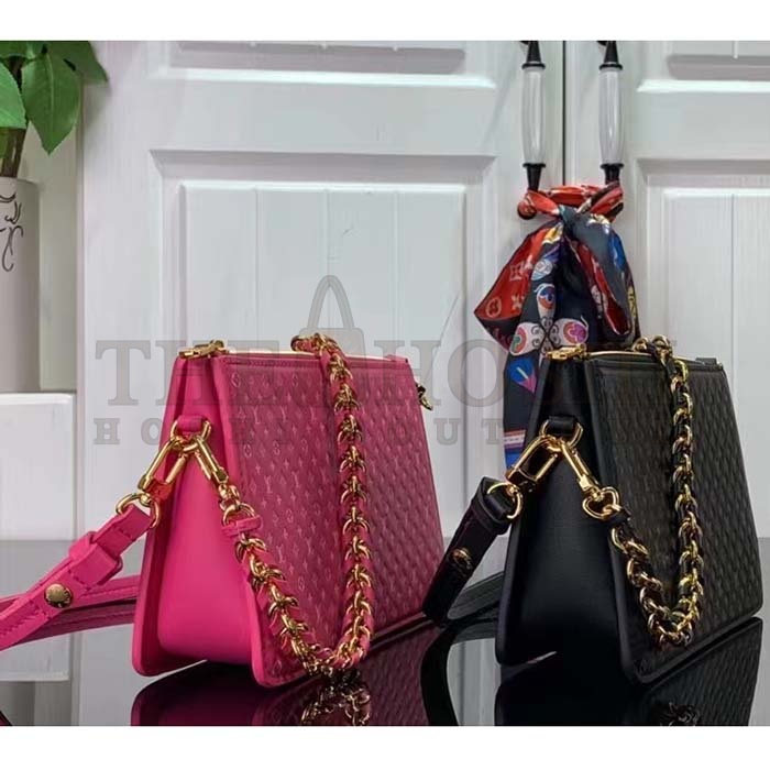 L0vis Vvtt0n LV Women Lexington Pouch Rose Pink Monogram-Embossed Calf Leather Master Quality