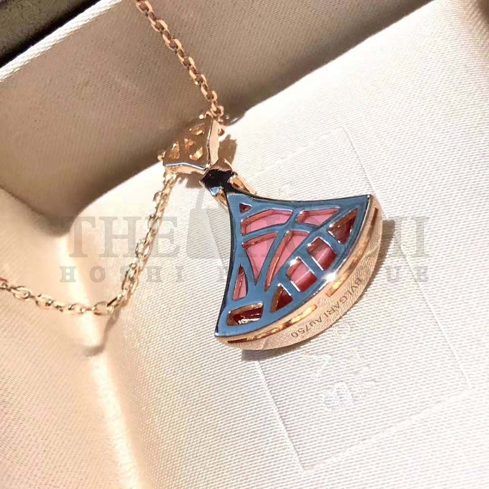 Bv1g*ai Women Divas Dream Necklace in 18 KT Rose Gold Master Quality