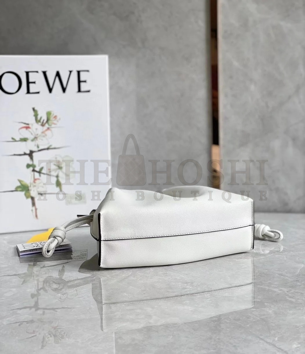 L0ew* Mini Flamenco Clutch Bag In White Calfskin Master Quality