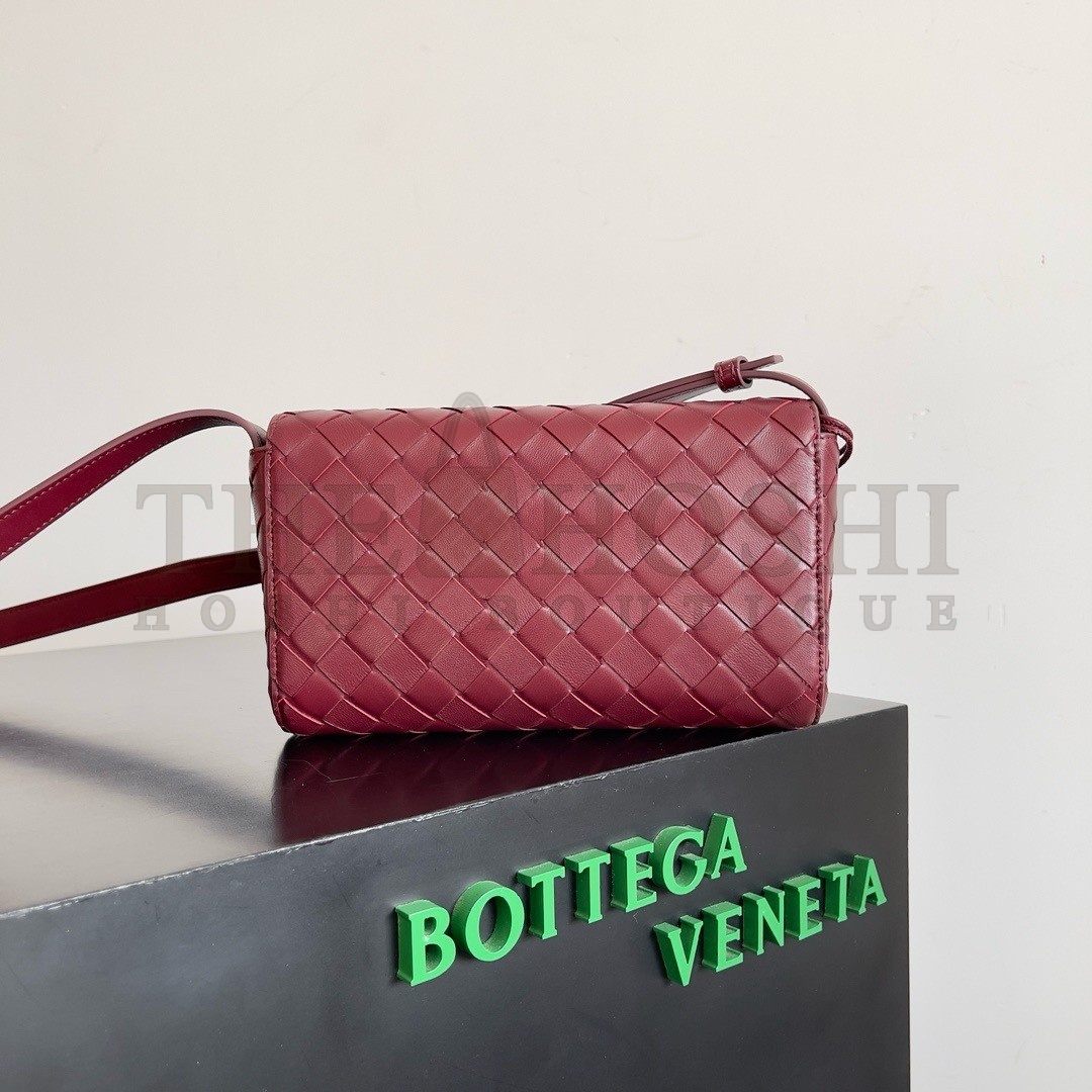 B0tt*ga Ven*ta Mini Andiamo Cross-Body Bag in Barolo Intrecciato Lambskin Master Quality