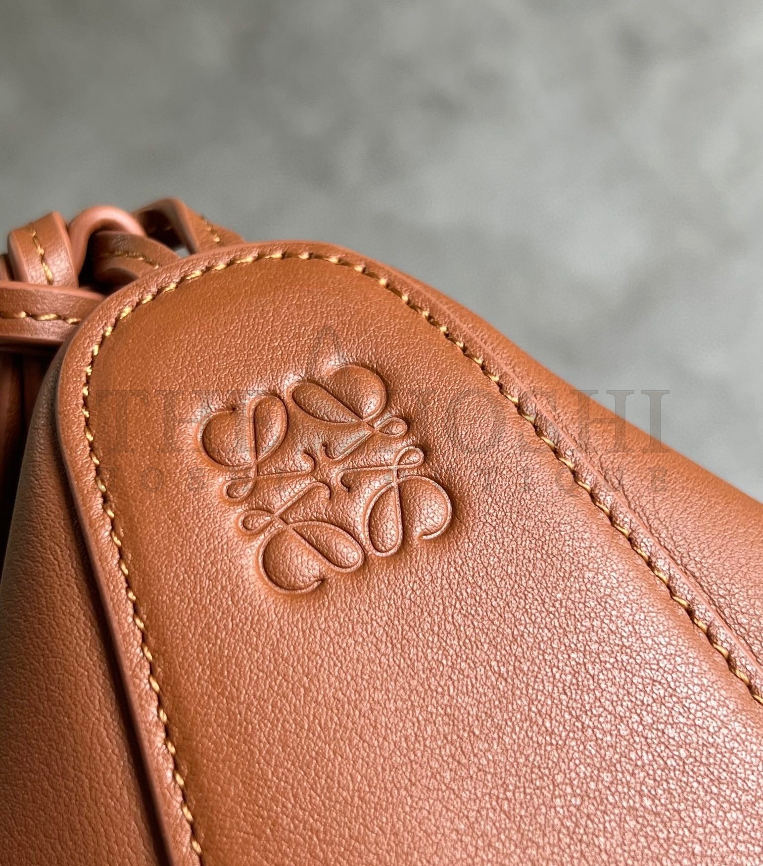 L0ew* Mini Hammock Hobo Bag in Brown Calfskin Master Quality