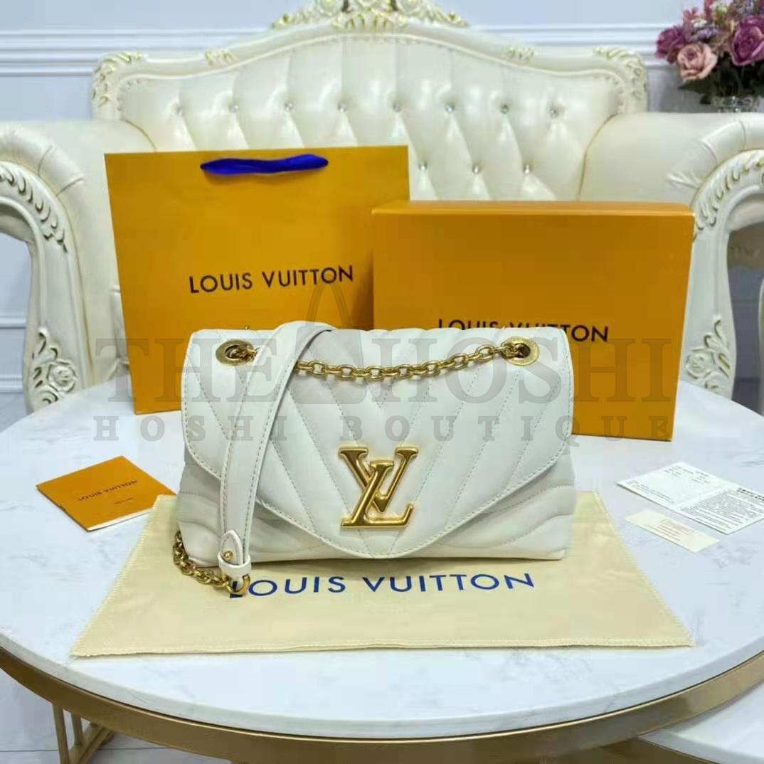 L0vis Vvtt0n LV Women New Wave Chain Bag Handbag White Smooth Cowhide Leather Master Quality