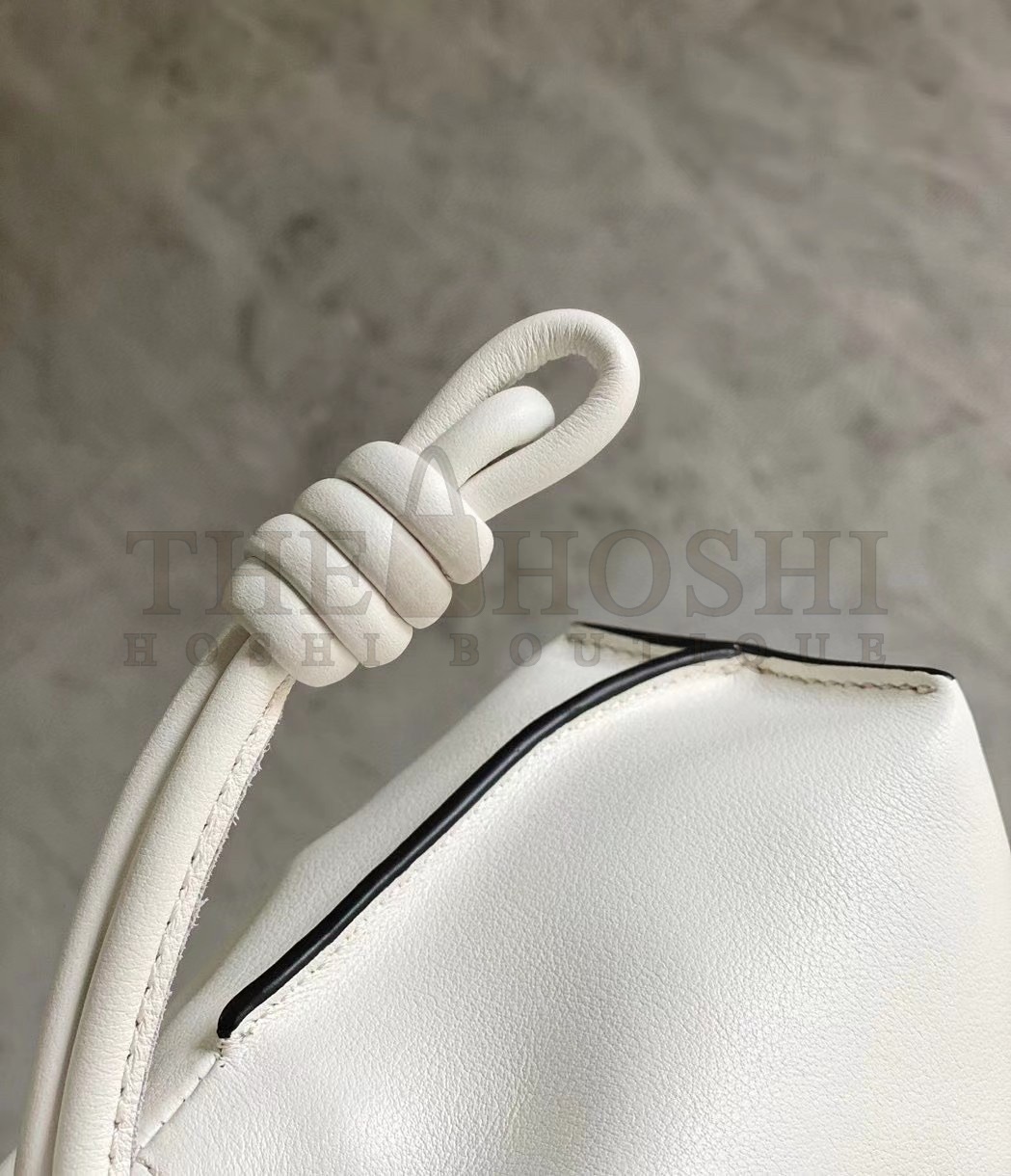 L0ew* Mini Flamenco Clutch Bag In White Calfskin Master Quality