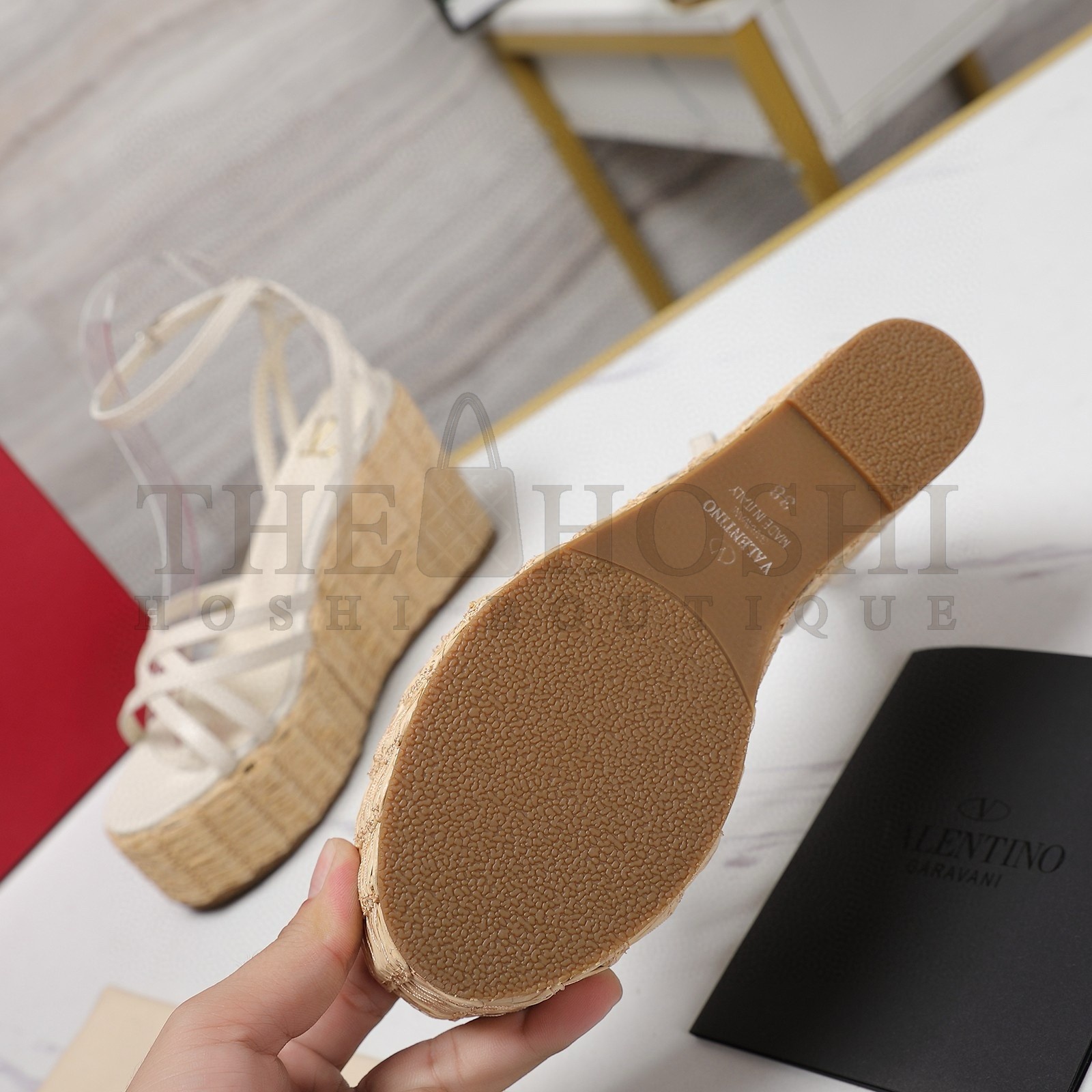 Va1e*ntin0 Raflower Wedge Sandals in White Calfskin Master Quality