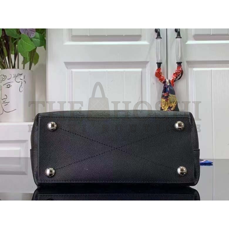 L0vis Vvtt0n LV Women Why Knot PM Handbag Black Perforated Mahina Calf Leather Master Quality