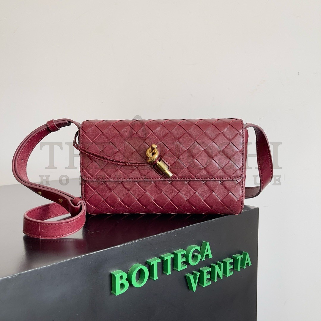 B0tt*ga Ven*ta Mini Andiamo Cross-Body Bag in Barolo Intrecciato Lambskin Master Quality