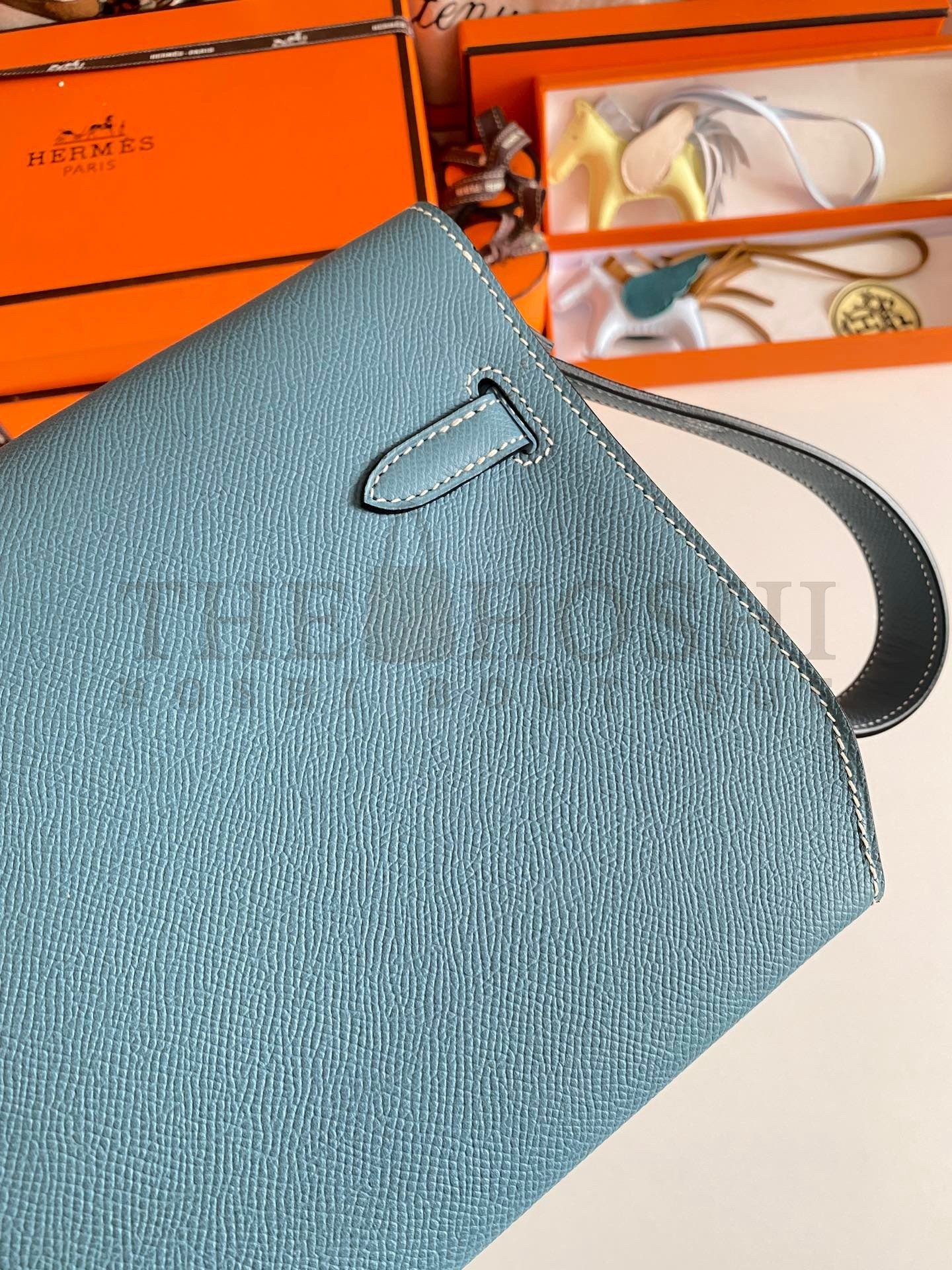 H**me5 Kelly Depeches 25 Pouch in Blue Jean Epsom Calfskin Master Quality