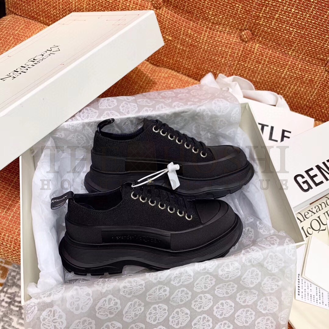 A1exa*der Mcqv*en Women