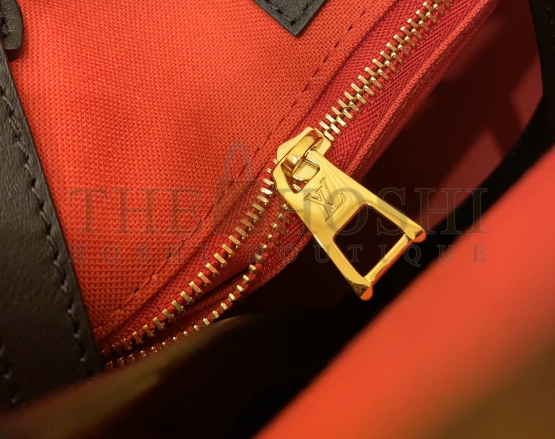 L0vis Vvtt0n Onthego Women  LV  Tote Bag in Monogram Giant Canvas-Brown Master Quality