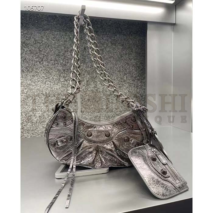 Ba1en*iaga Women BB Le Cagole XS Shoulder Bag Silver Metallized Arena Lambskin Master Quality