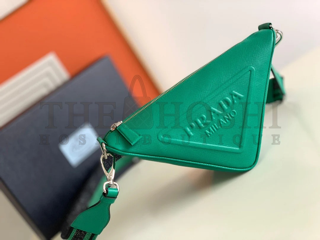 Pra*a Triangle Shoulder Bag In Green Saffiano Leather Master Quality