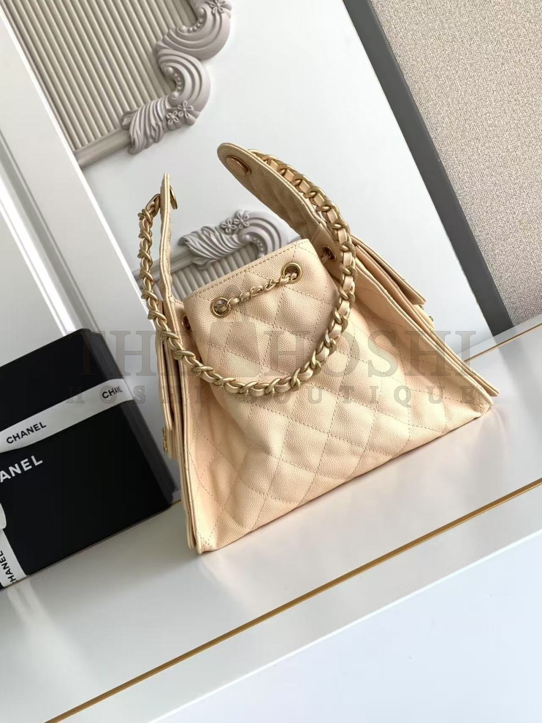 Ch**el 25C AS5293 Hobo Drawstring Bag Beige Caviar Leather with Gold Chain 30x26x14cm Master Quality