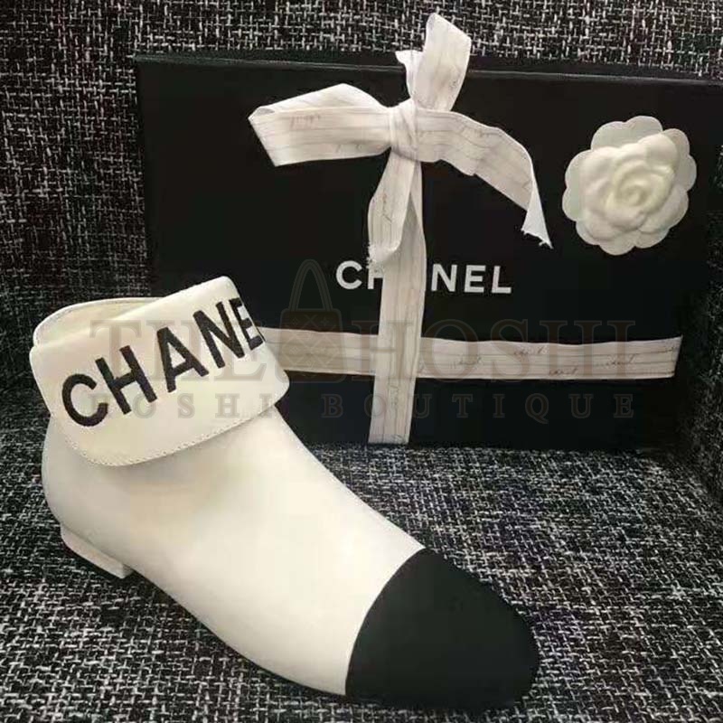 Ch**el Women Loge Short Boots in Goat Leather & Faille-White Master Quality