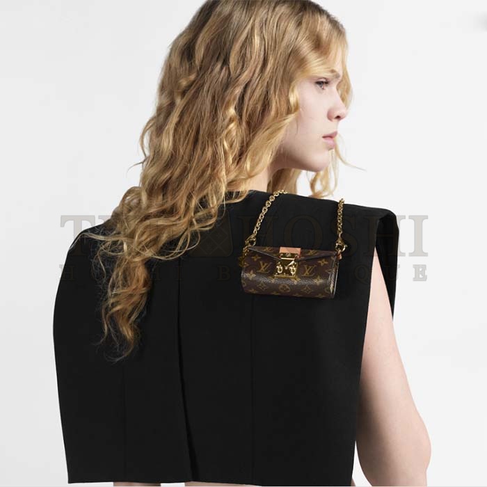 L0vis Vvtt0n LV Women Bitsy Pouch Brown Monogram Flower Canvas Master Quality