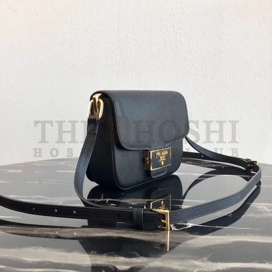 Pra*a Embleme Shoulder Bag In Black Saffiano Leather Master Quality
