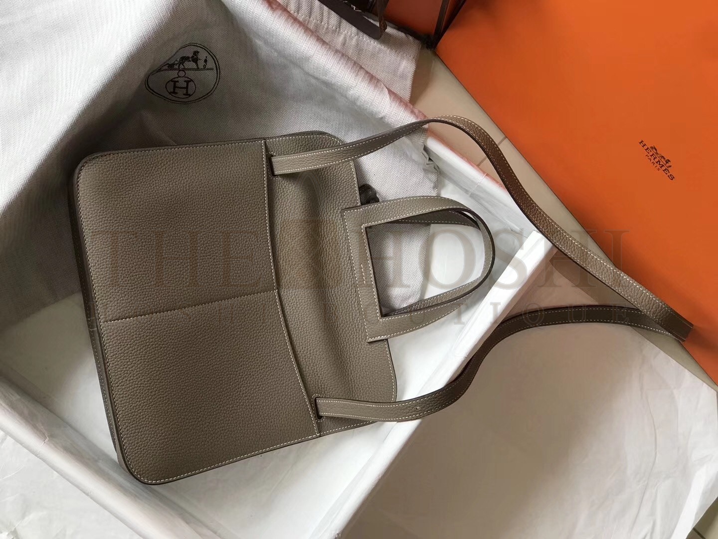 H**me5 Halzan Bag In Grey Clemence Leather Master Quality