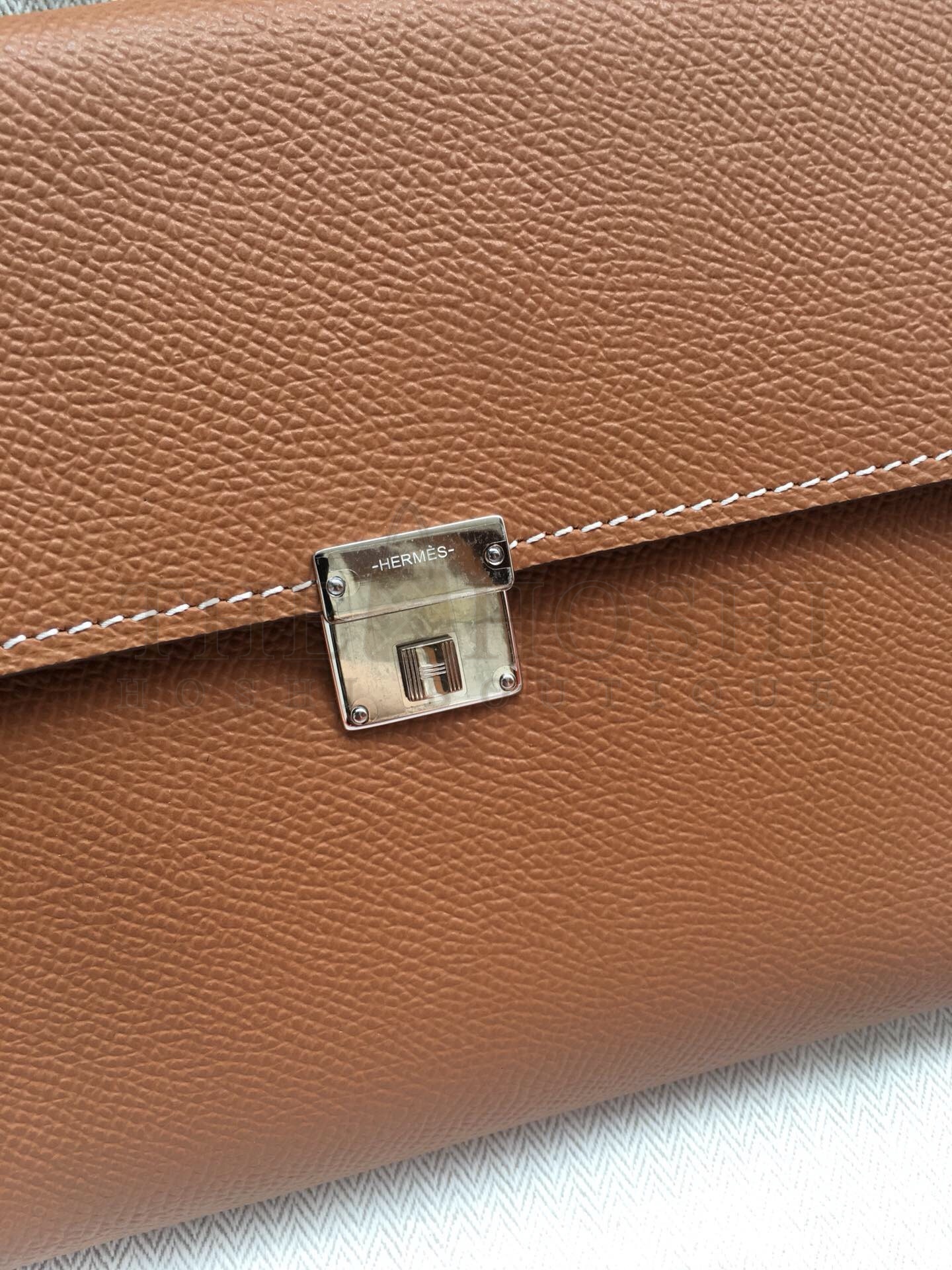 H**me5 Brown Clic 16 Wallet With Strap Master Quality