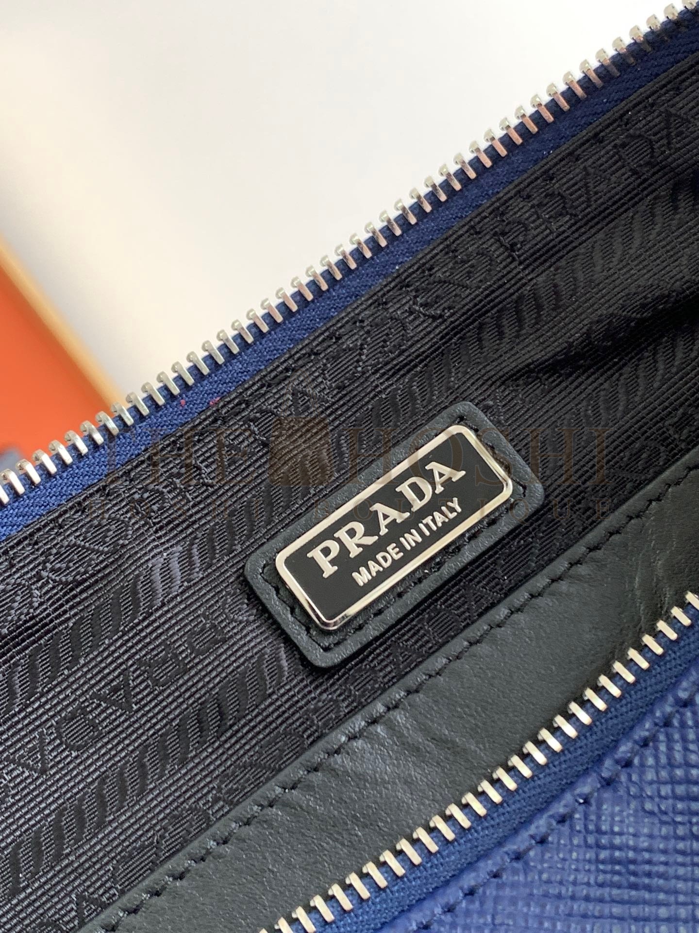 Pra*a Triangle Shoulder Bag In Blue Saffiano Leather Master Quality